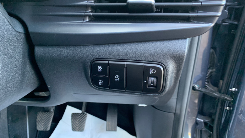 Hyundai i20 1.0T GDi 48V MHD SE Connect 5dr Petrol Hatchback